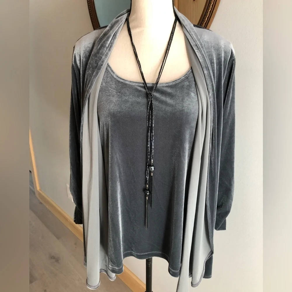 Susan Graver Grey Luxe Velvet Cardigan & Tank Set Size Large - Picture 3 of 10
